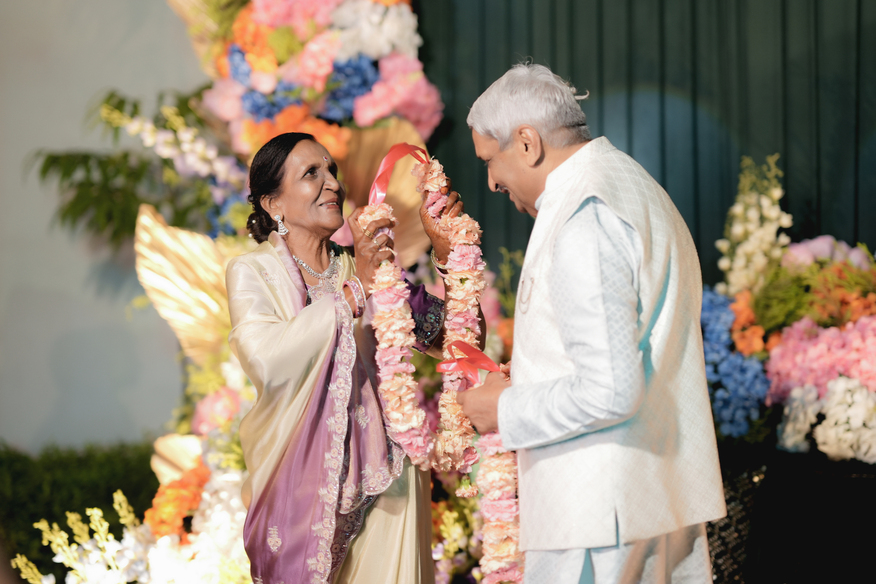 B.M. Sharma & Saroj Sharma wedding photography photograph in Jaipur, Rajasthan